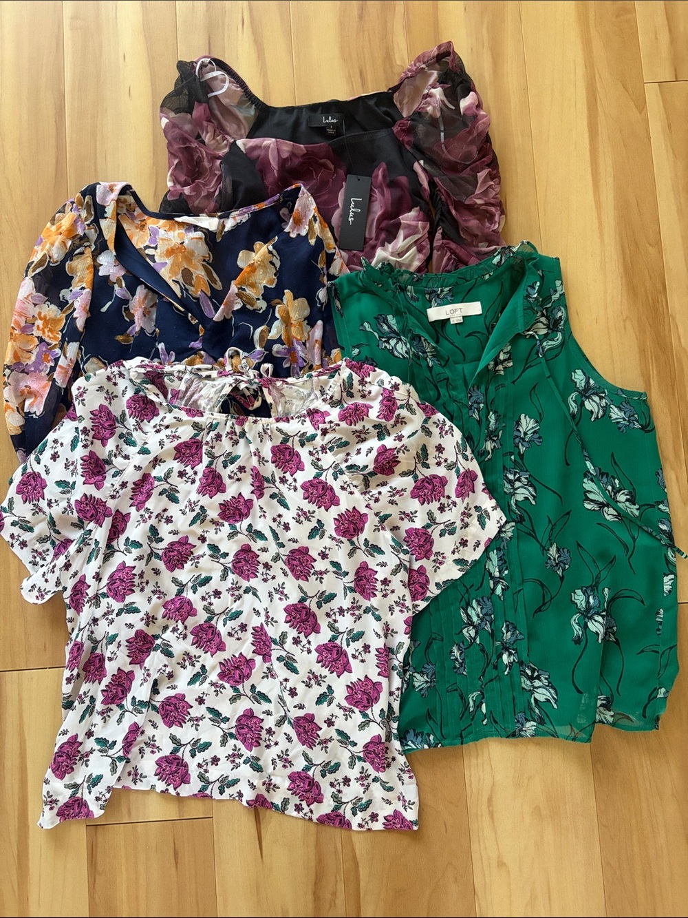 BLOUSE BUNDLE! Plus NWT Lulu’s floral Blouse!